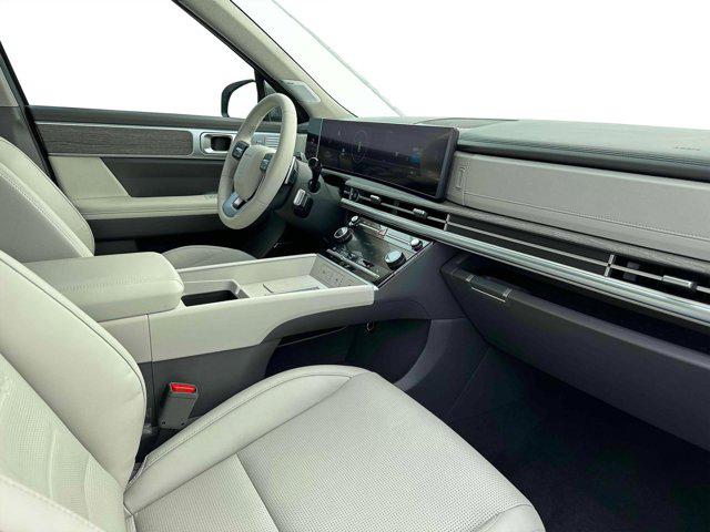 2025 Hyundai Santa Fe Limited - Photo 15