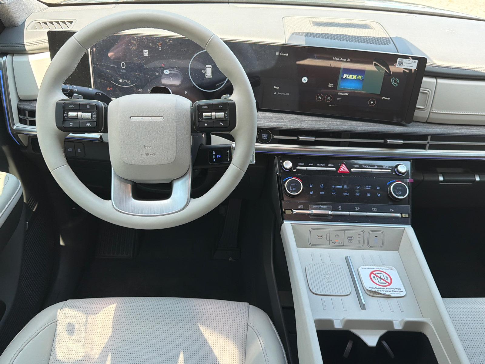 2025 Hyundai Santa Fe Limited - Photo 14