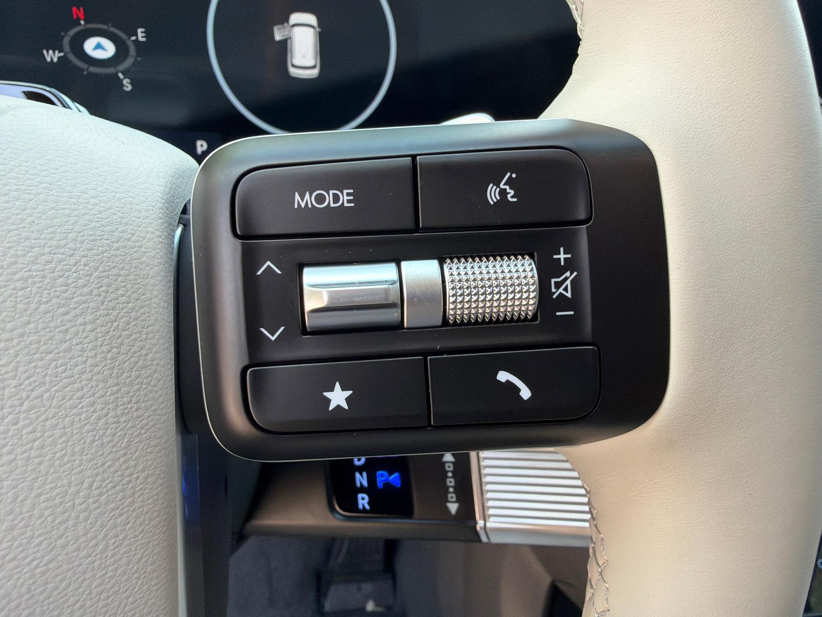 2025 Hyundai Santa Fe Limited - Photo 19