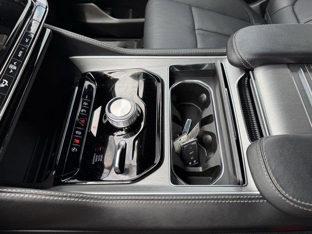 2025 Jeep Wagoneer Series II Carbide 4x4