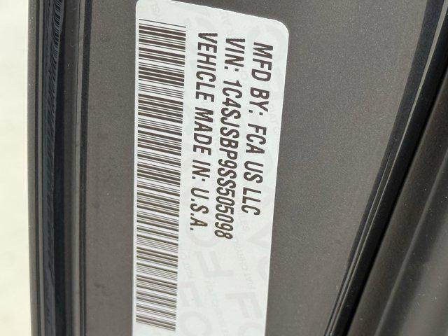 2025 Jeep Wagoneer Series II Carbide 4x4