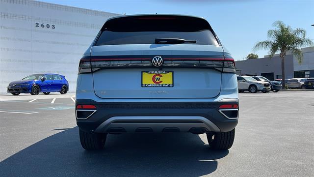 2025 Volkswagen Taos 1.5T SE