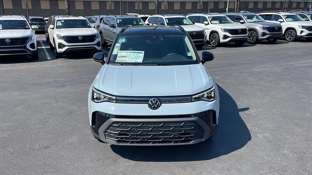 2025 Volkswagen Taos 1.5T SE Black