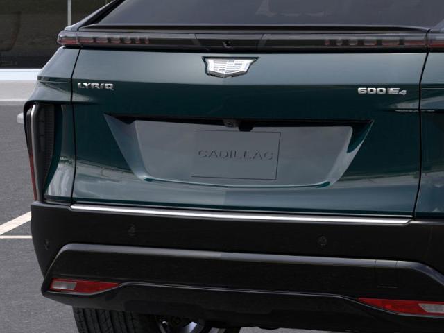 2025 Cadillac iQ Luxury w/1SE