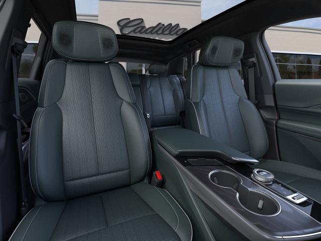 2025 Cadillac iQ Luxury w/1SE