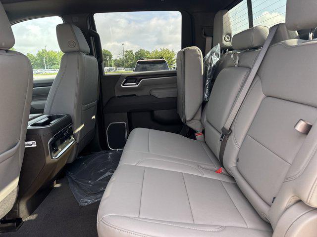2025 GMC Sierra 3500HD 4WD Crew Cab Long Bed SLT