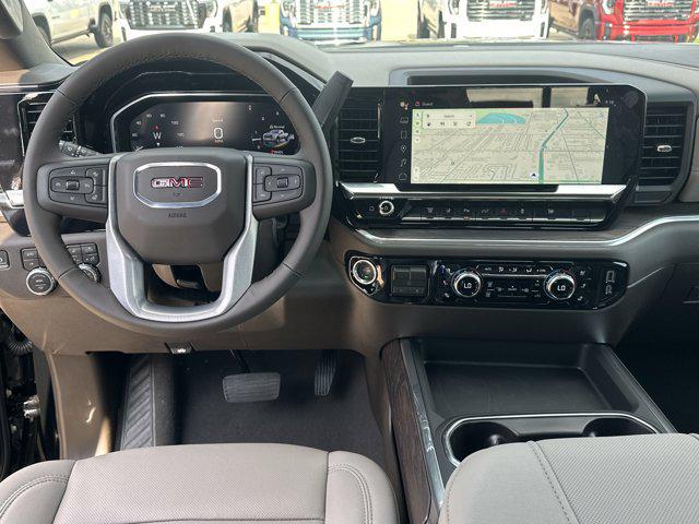 2025 GMC Sierra 3500HD 4WD Crew Cab Long Bed SLT