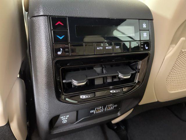 2025 Jeep Grand Cherokee L Limited 4x4