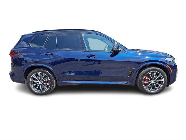 2025 BMW X5 M60i