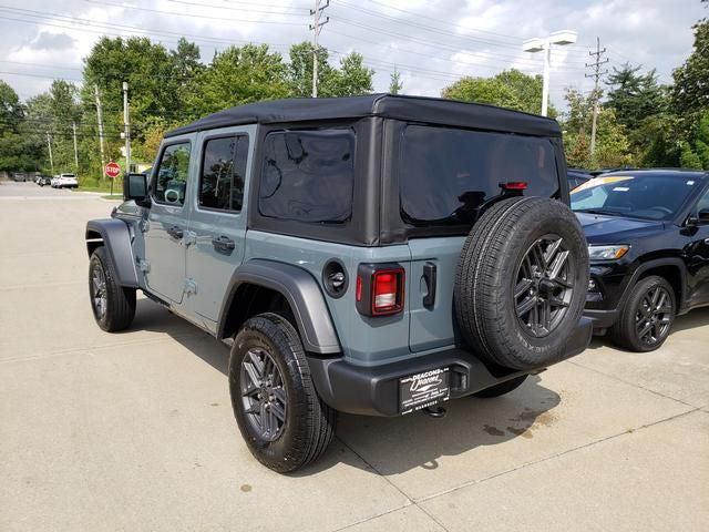 2025 Jeep Wrangler 4-Door Summit 4x4