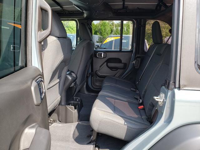 2025 Jeep Wrangler 4-Door Summit 4x4
