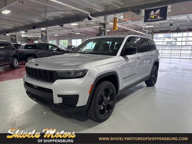 2025 Jeep Grand Cherokee GRAND CHEROKEE L ALTITUDE X 4X4