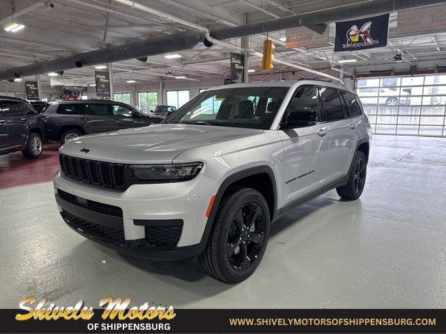 2025 Jeep Grand Cherokee GRAND CHEROKEE L ALTITUDE X 4X4