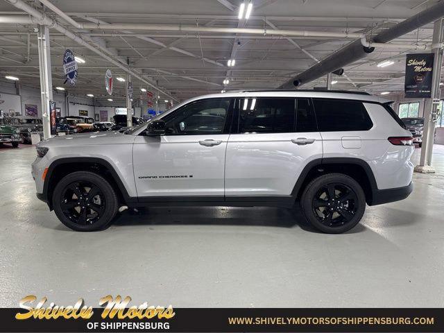 2025 Jeep Grand Cherokee GRAND CHEROKEE L ALTITUDE X 4X4