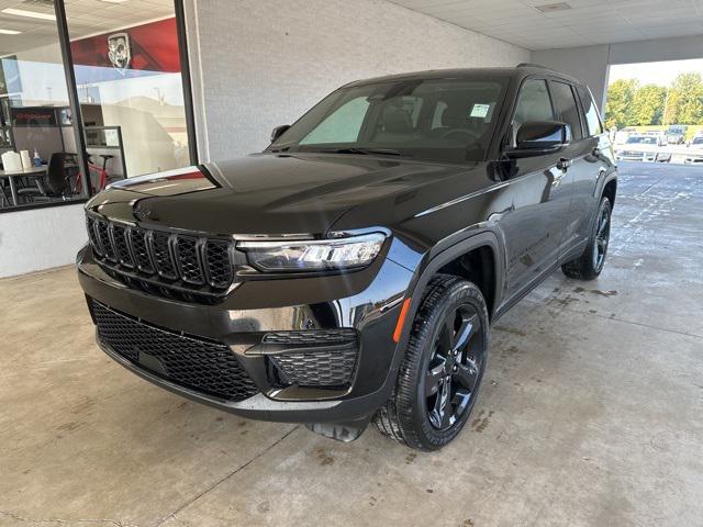 2025 Jeep Grand Cherokee GRAND CHEROKEE ALTITUDE X 4X4 2025 Jeep Grand Cherokee GRAND CHEROKEE ALTITUDE X 4X4