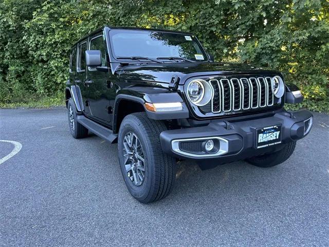 2025 Jeep Wrangler 4-Door Sahara 4x4