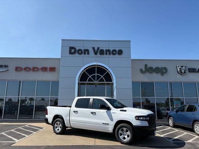 2025 RAM Ram 1500 RAM 1500 TRADESMAN CREW CAB 4X2 57 BOX 2025 RAM Ram 1500 RAM 1500 TRADESMAN CREW CAB 4X2 57 BOX