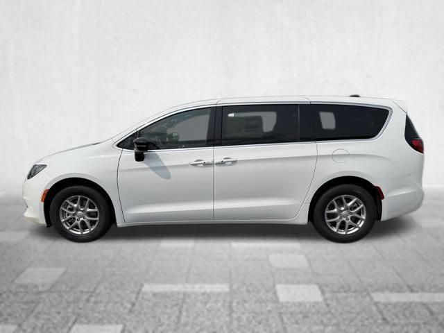 2026 Chrysler Voyager VOYAGER LX