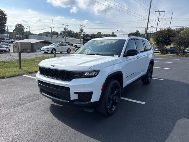 2025 Jeep Grand Cherokee GRAND CHEROKEE L ALTITUDE X 4X4