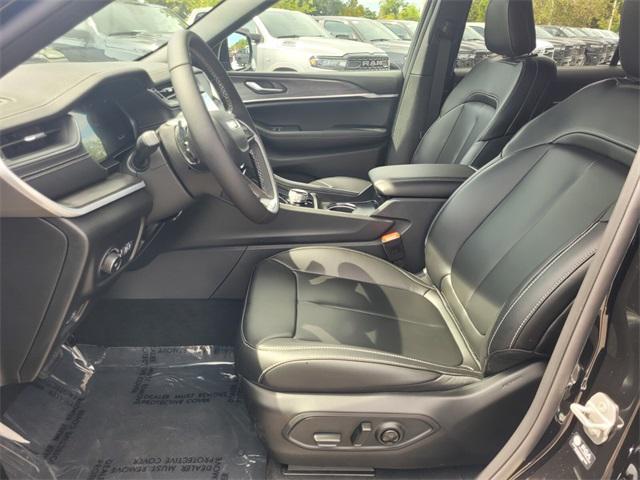 2025 Jeep Grand Cherokee GRAND CHEROKEE L LIMITED 4X2