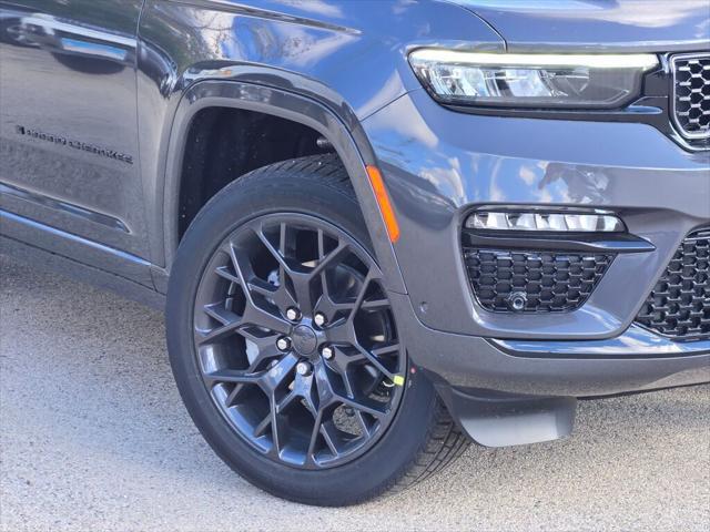 2025 Jeep Grand Cherokee GRAND CHEROKEE SUMMIT RESERVE 4X4