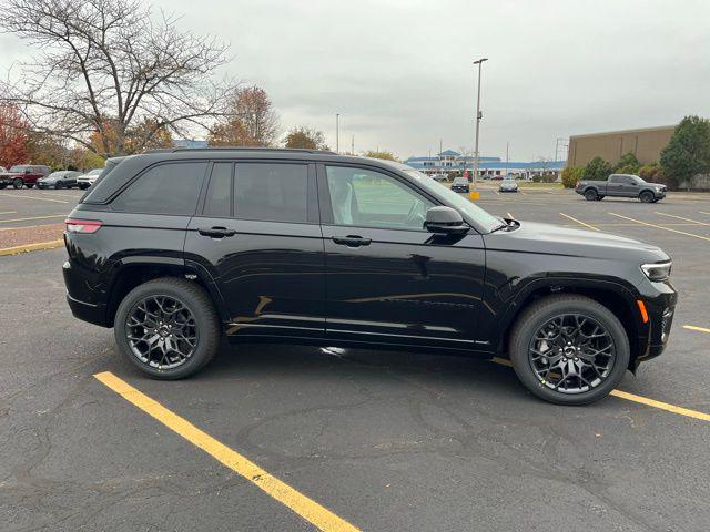 2025 Jeep Grand Cherokee GRAND CHEROKEE SUMMIT 4X4