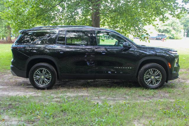 2025 Chevrolet Traverse FWD LT
