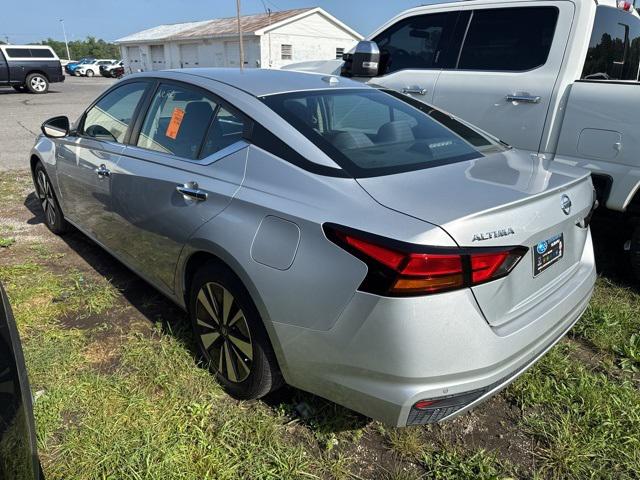 2022 Nissan Altima SV FWD