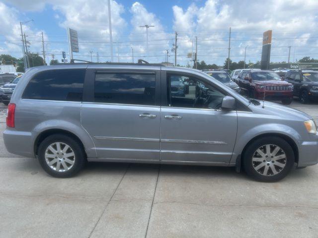 2014 Chrysler Town and Country Touring