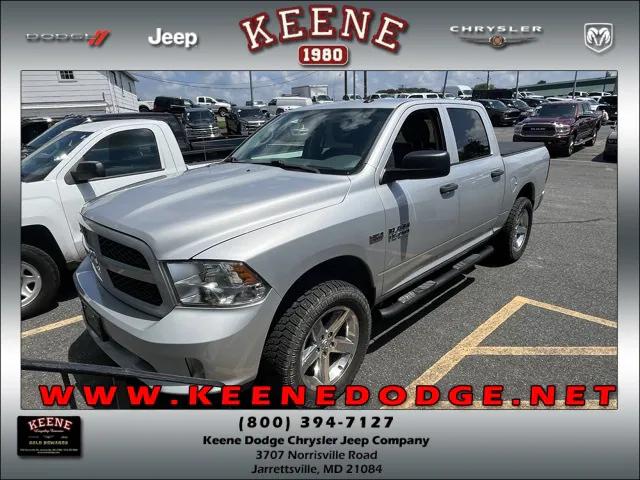 2017 RAM 1500 Express Crew Cab 4x4 57 Box