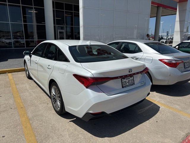 2021 Toyota Avalon Limited Hybrid