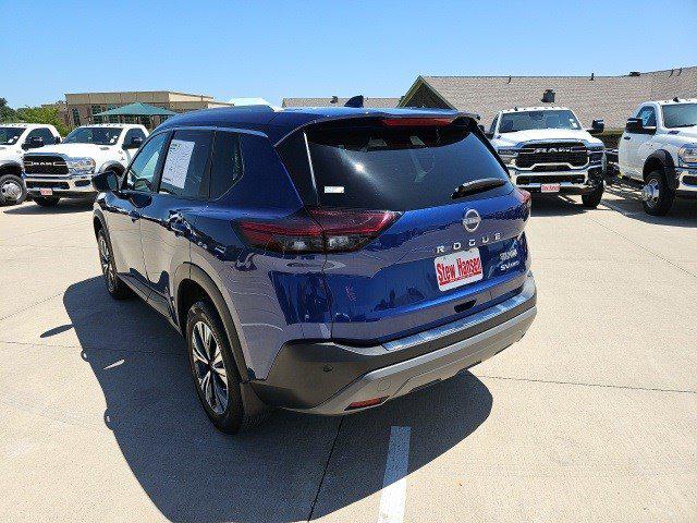 2022 Nissan Rogue SV Intelligent AWD