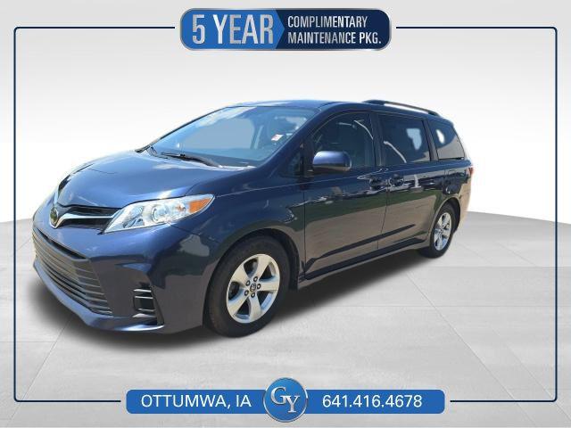 2019 Toyota Sienna LE 8 Passenger