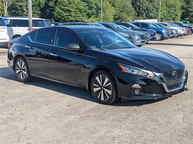 2022 Nissan Altima SL FWD
