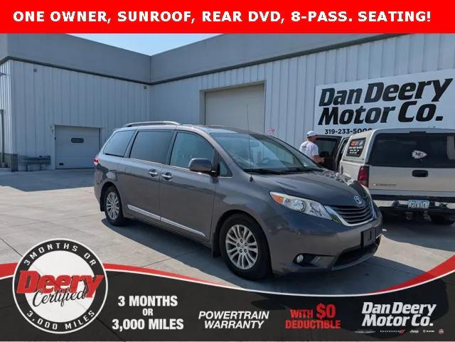 2013 Toyota Sienna XLE V6 8 Passenger