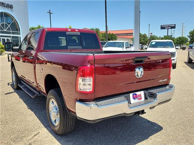 2024 RAM 2500 Tradesman Crew Cab 4x4 64 Box