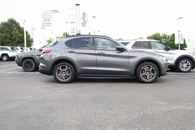 2022 Alfa Romeo Stelvio Sprint AWD