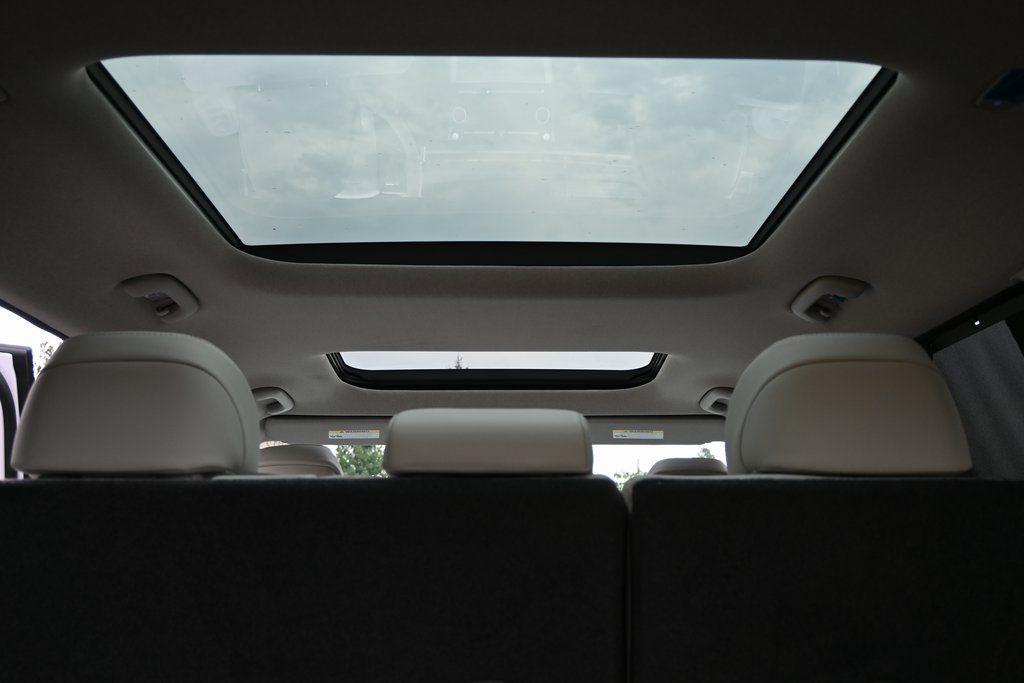 2026 Hyundai Santa Fe Limited - Photo 18