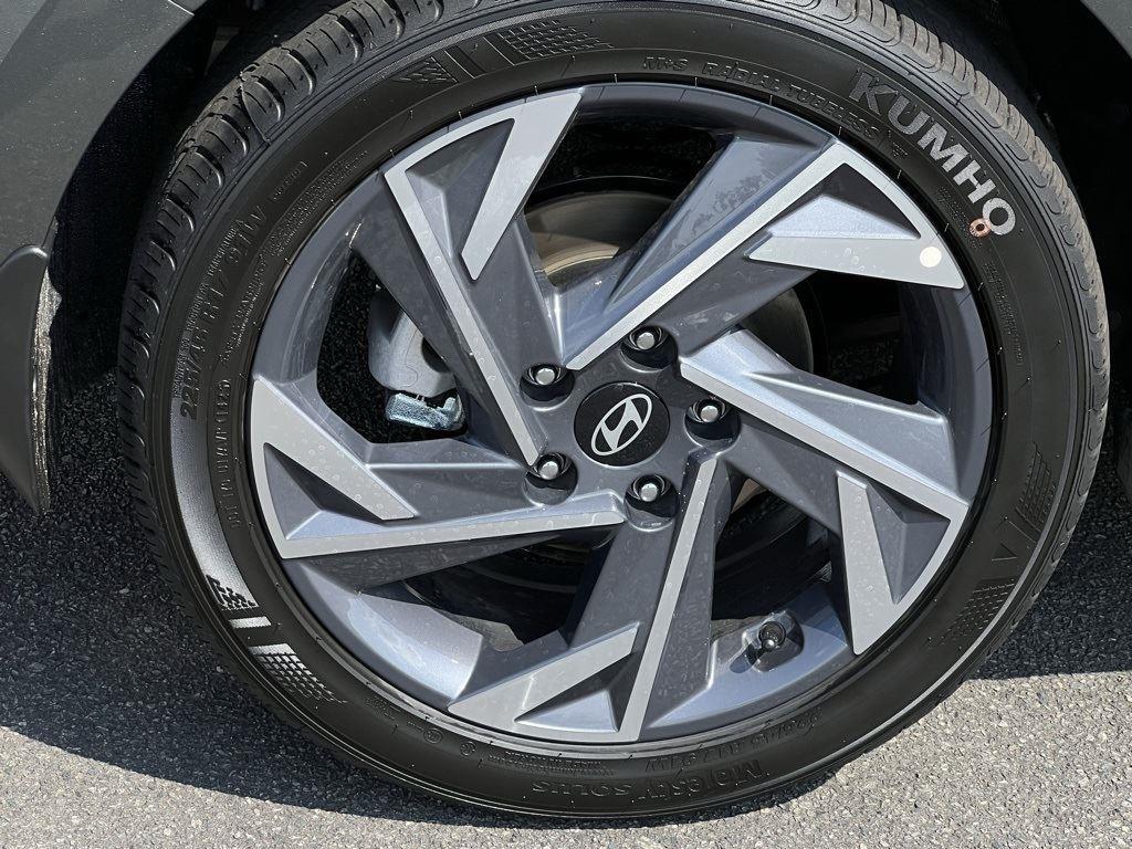 2025 Hyundai Elantra SEL - Photo 6