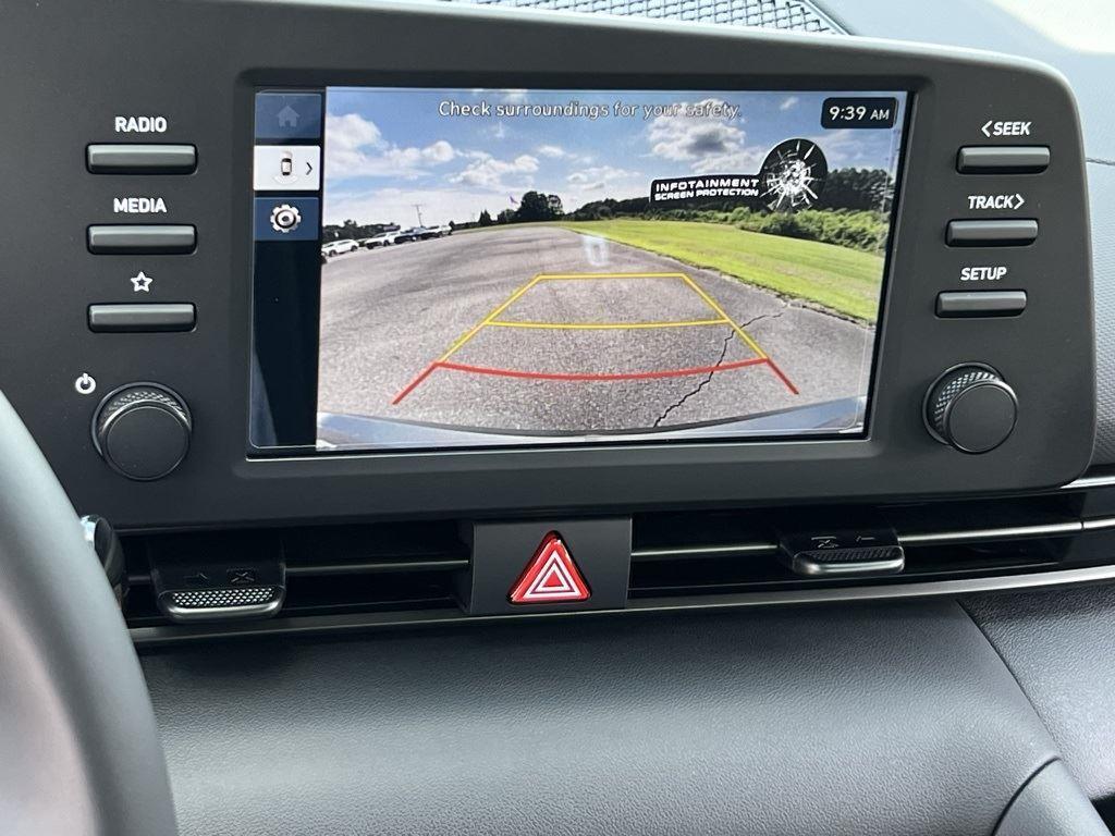 2025 Hyundai Elantra SEL - Photo 11
