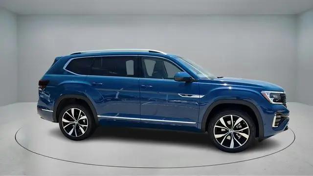 2025 Volkswagen Atlas 2.0T SEL Premium R-Line