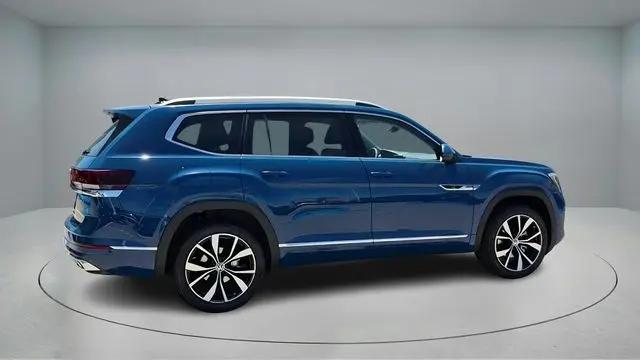 2025 Volkswagen Atlas 2.0T SEL Premium R-Line