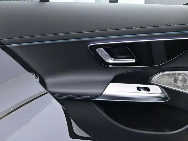 2026 Mercedes-Benz E 350 E 350