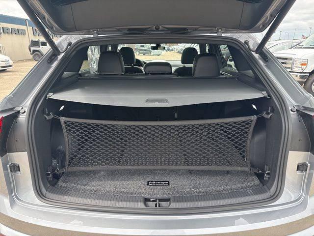 2025 Volkswagen Atlas Cross Sport 2.0T SEL Premium R-Line