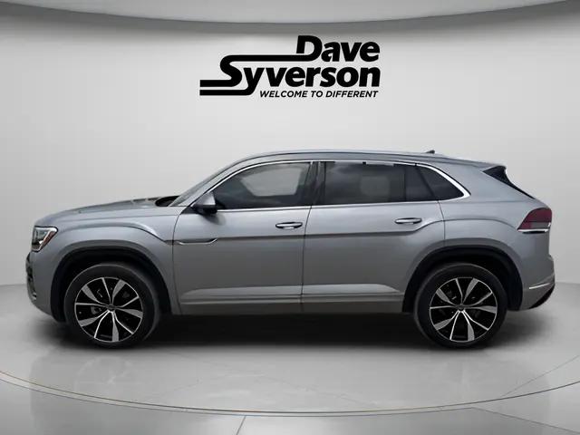 2025 Volkswagen Atlas Cross Sport 2.0T SEL Premium R-Line