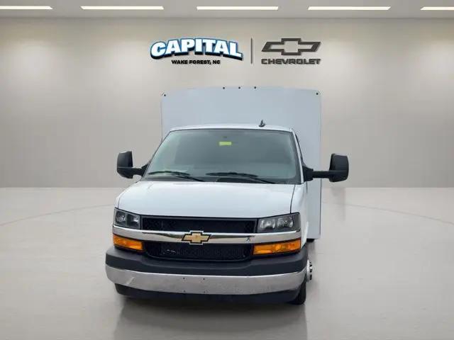 2025 Chevrolet Express Cutaway Work Van