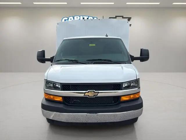 2025 Chevrolet Express Cutaway Work Van