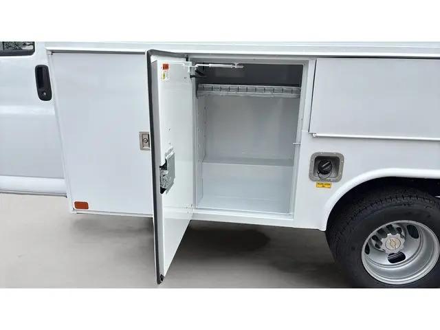 2025 Chevrolet Express Cutaway Work Van
