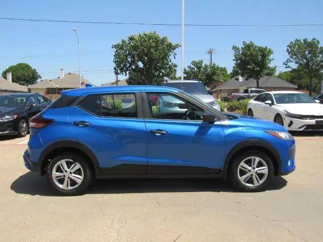 2021 Nissan Kicks S Xtronic CVT