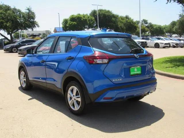 2021 Nissan Kicks S Xtronic CVT